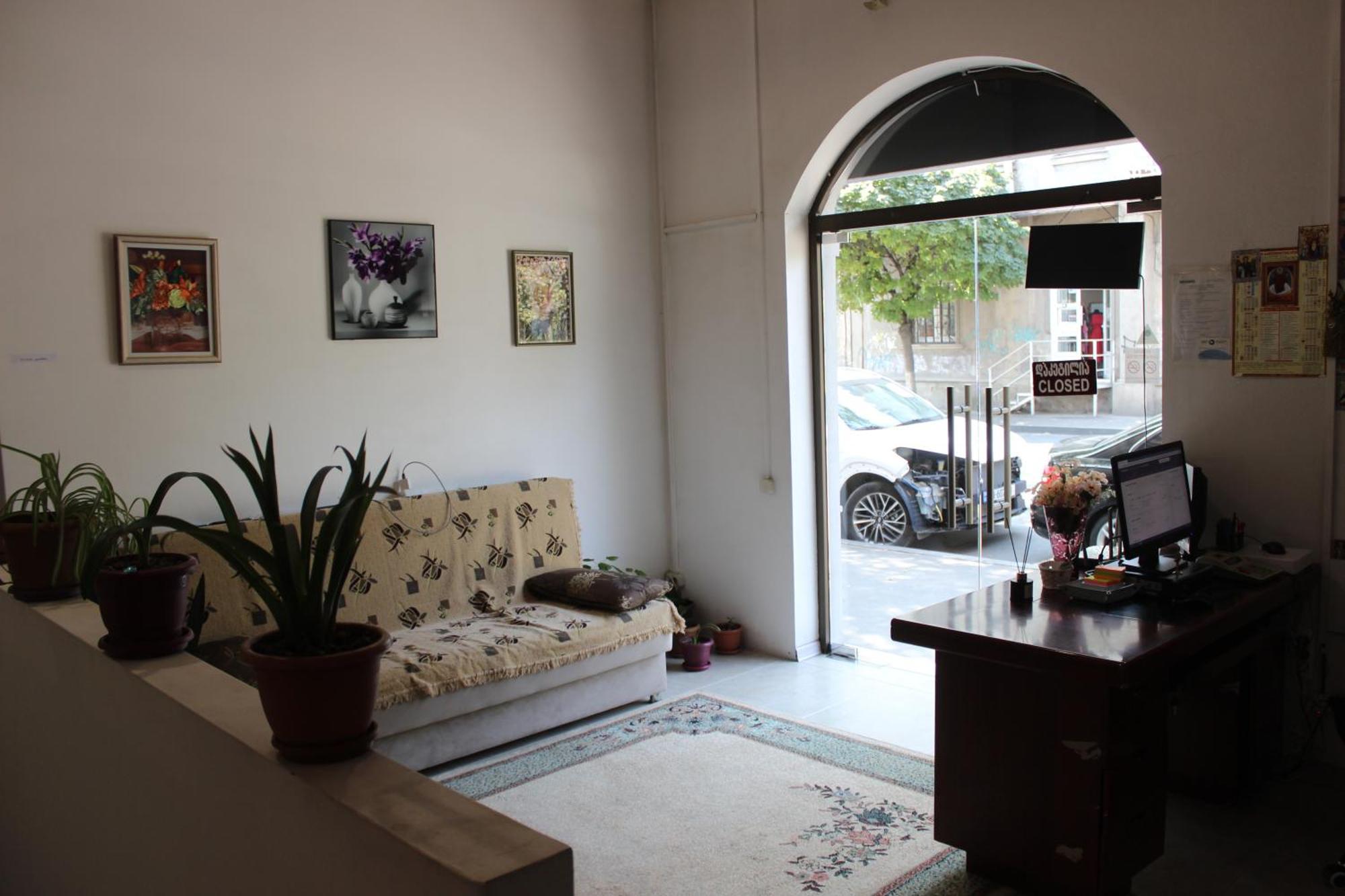 Hostel Near The Square Tbilisi Ngoại thất bức ảnh