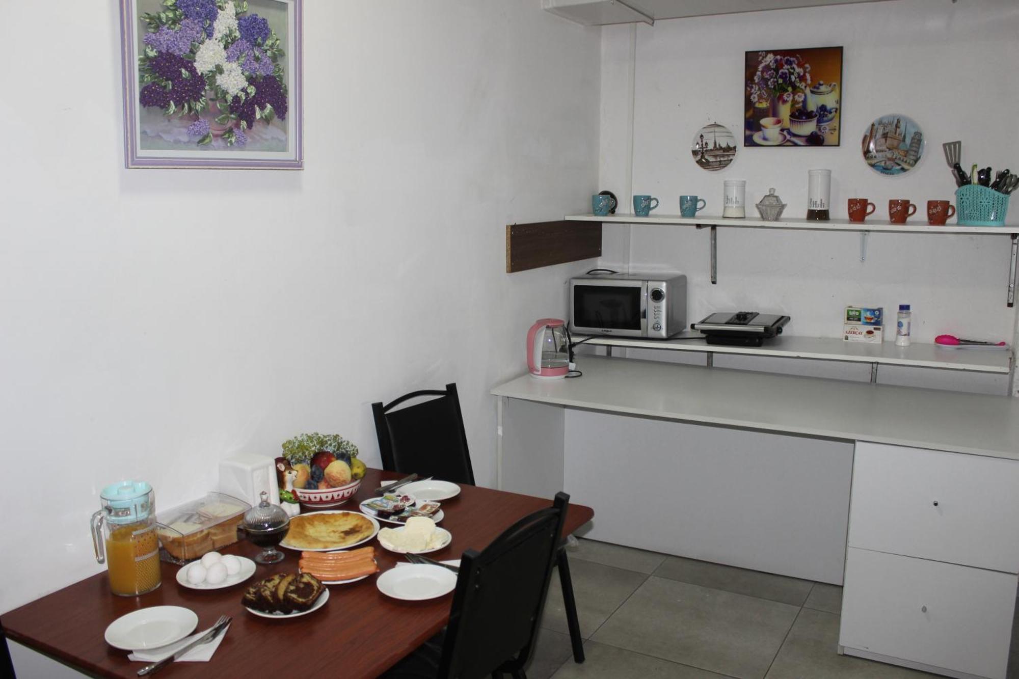 Hostel Near The Square Tbilisi Ngoại thất bức ảnh