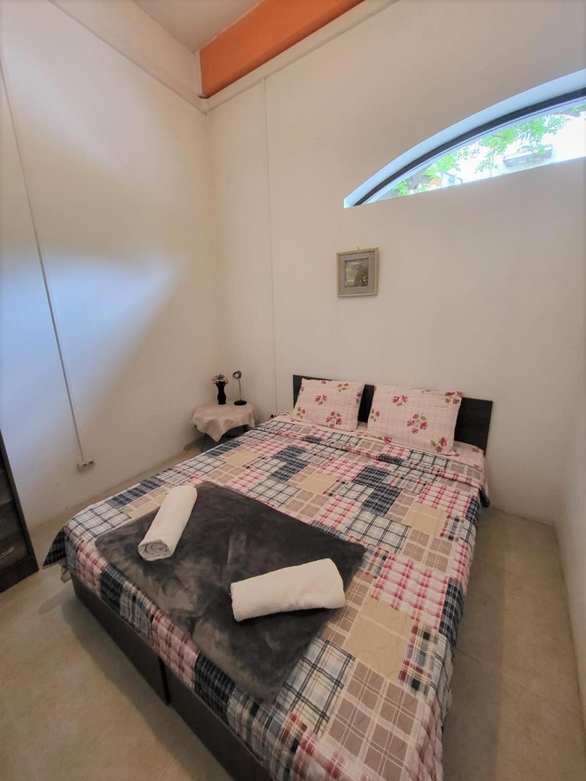 Hostel Near The Square Tbilisi Ngoại thất bức ảnh
