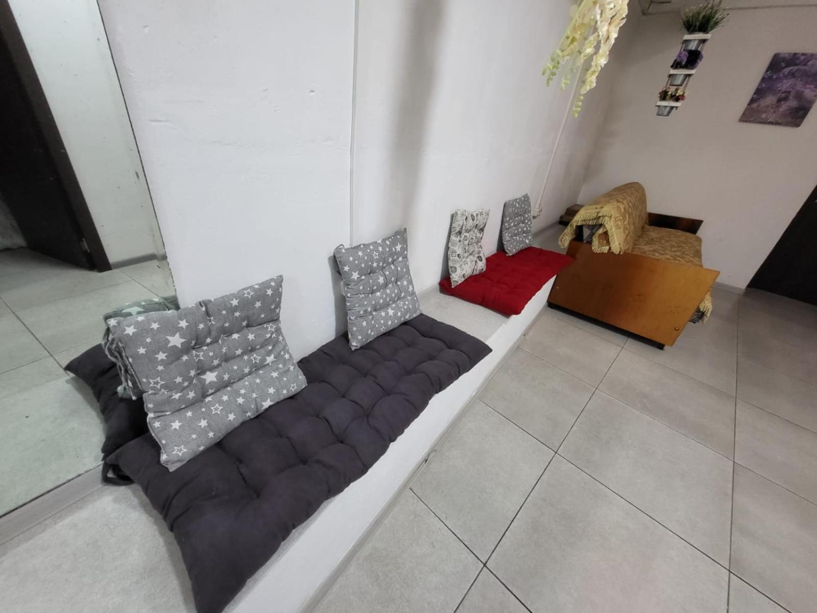 Hostel Near The Square Tbilisi Ngoại thất bức ảnh
