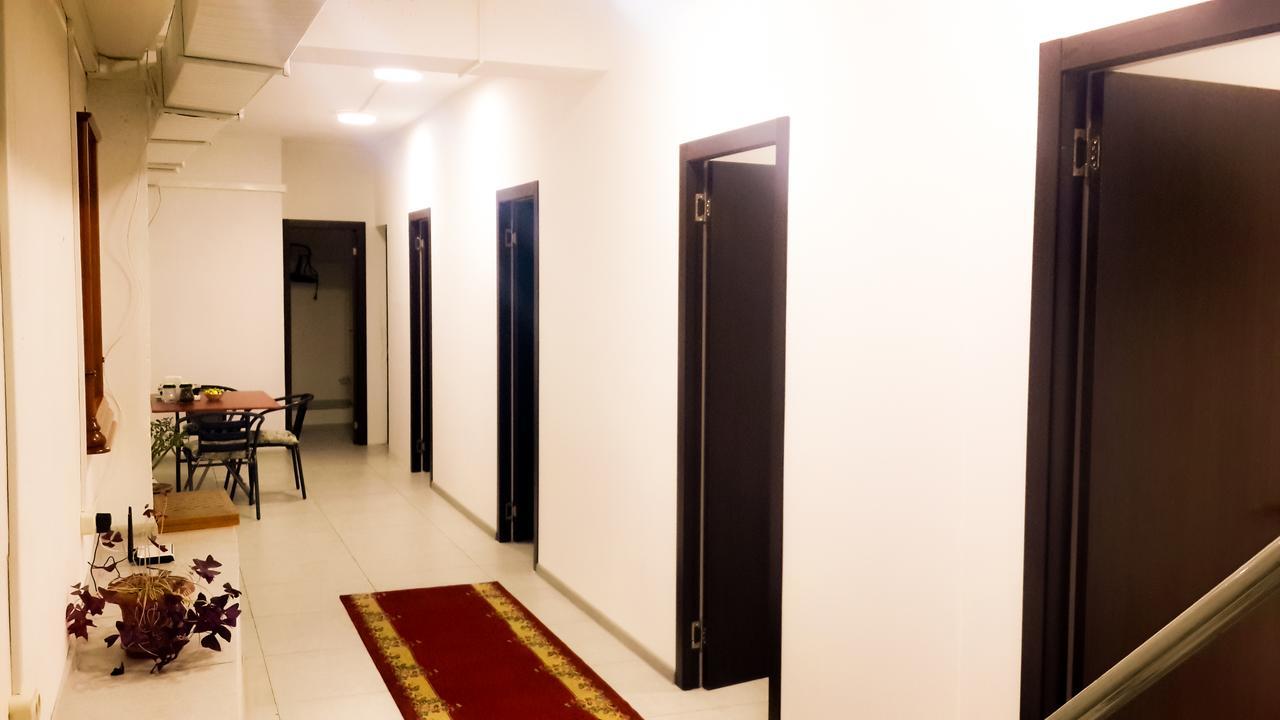 Hostel Near The Square Tbilisi Ngoại thất bức ảnh
