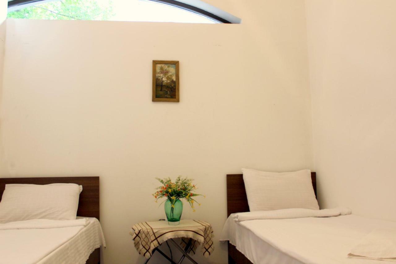 Hostel Near The Square Tbilisi Ngoại thất bức ảnh